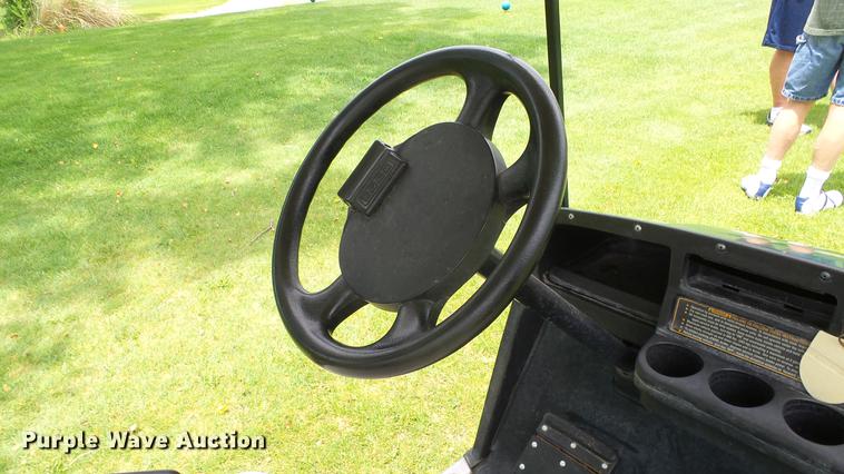 image for item ET9678 Ez-go golf cart