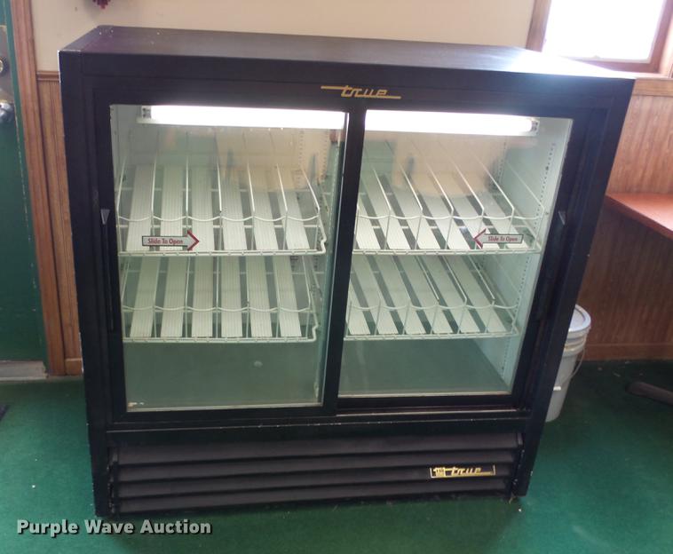 image for item ET9680 (2) coolers