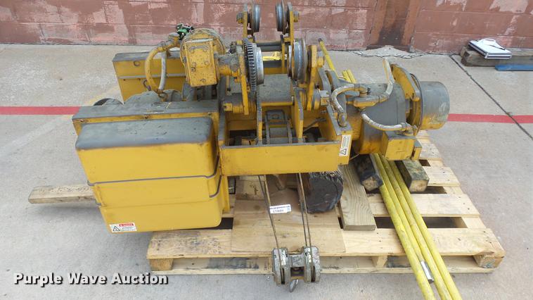 image for item ET9684 Wright wire rope hoist