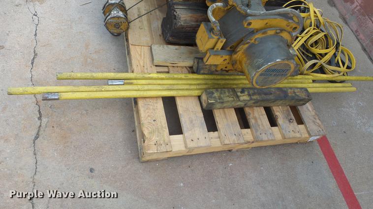 image for item ET9684 Wright wire rope hoist