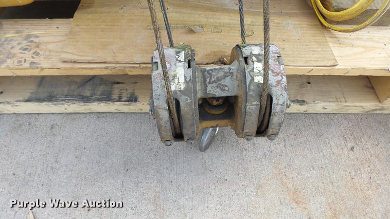 image for item ET9684 Wright wire rope hoist