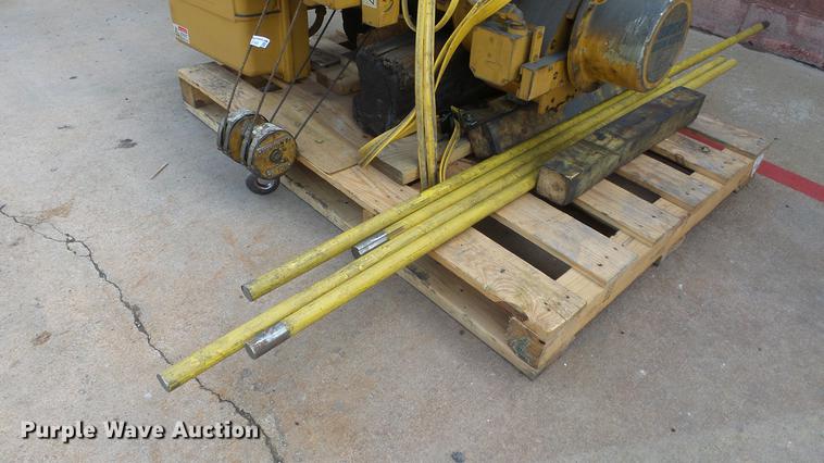 image for item ET9684 Wright wire rope hoist