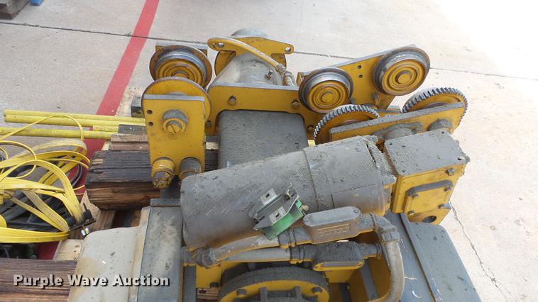 image for item ET9684 Wright wire rope hoist