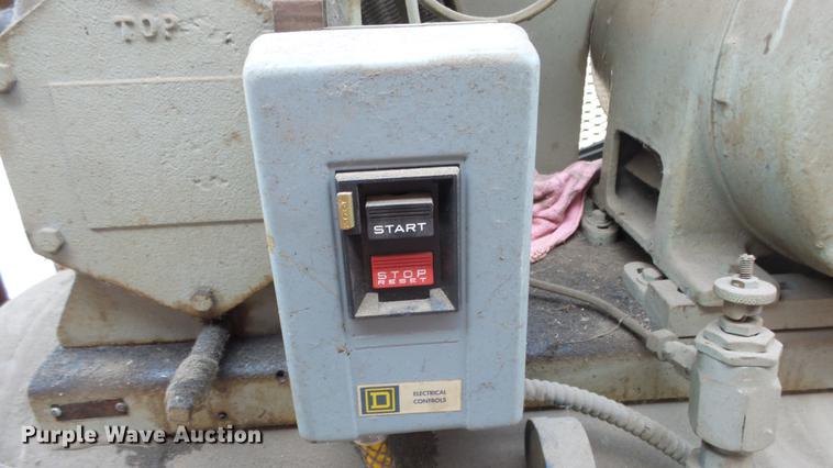 image for item ET9686 Gardner Denver air compressor