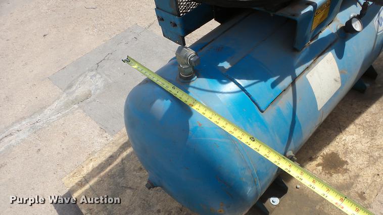 image for item ET9690 Wayne air compressor