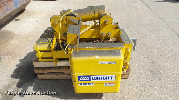 image for item ET9692 Wright wire rope hoist