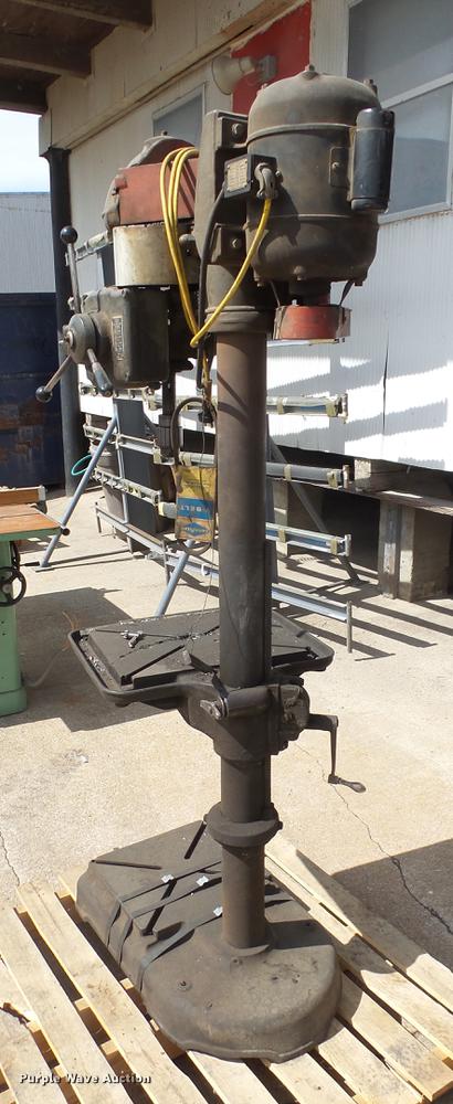 image for item ET9694 Walker-Turner drill press