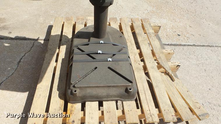 image for item ET9694 Walker-Turner drill press