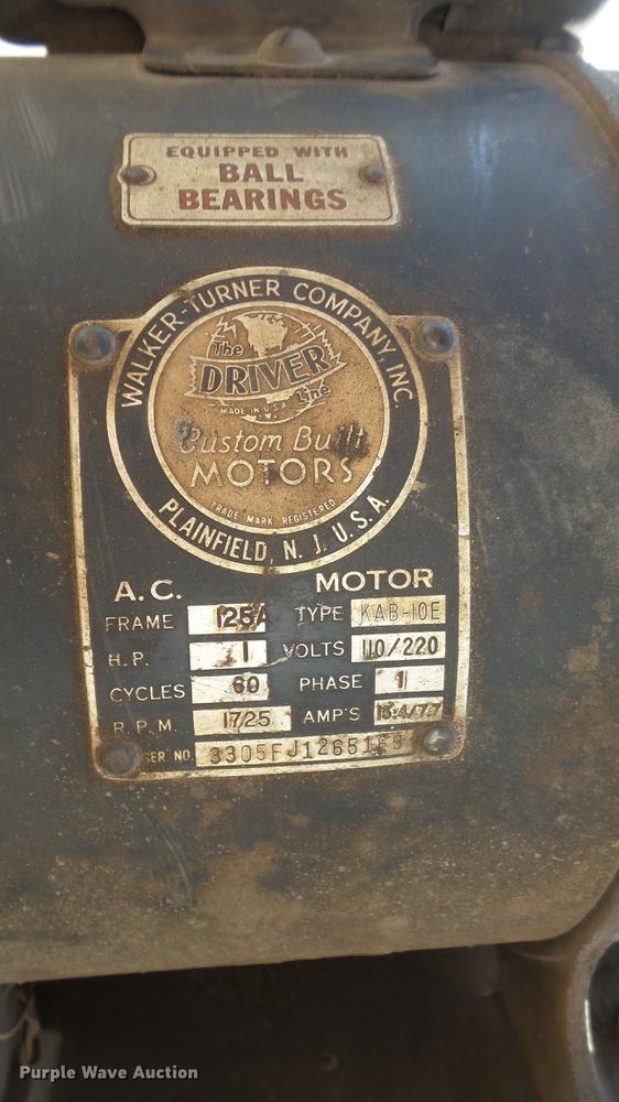 image for item ET9694 Walker-Turner drill press