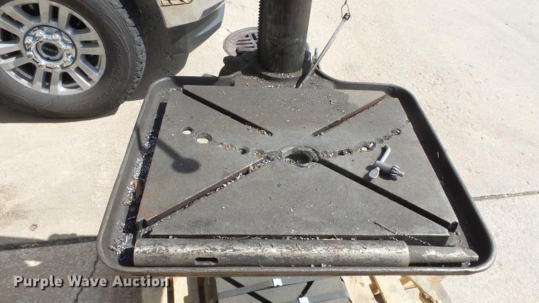 image for item ET9694 Walker-Turner drill press