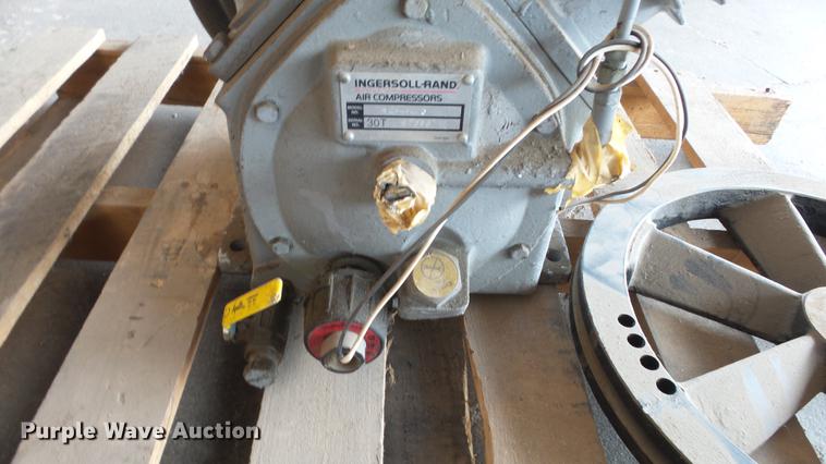 image for item ET9700 Ingersoll Rand H2545D5 air compressor