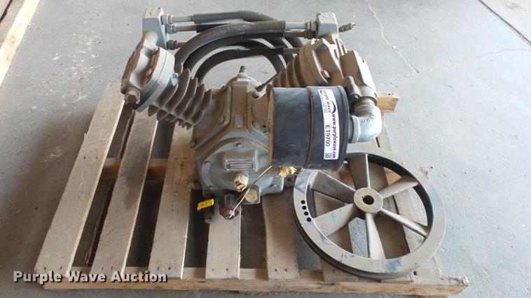 image for item ET9700 Ingersoll Rand H2545D5 air compressor
