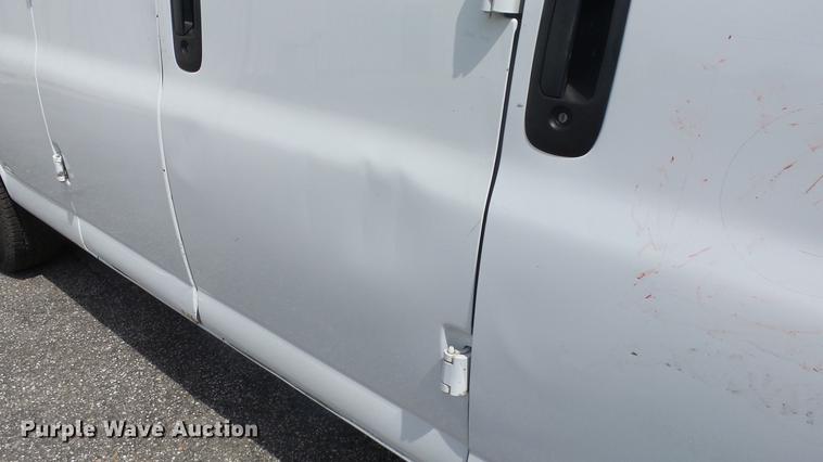 image for item EZ9440 2008 Chevrolet Express 3500 Extended van