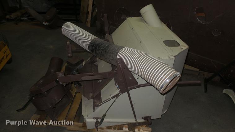 image for item EZ9482 Grasshopper 348 bagging system