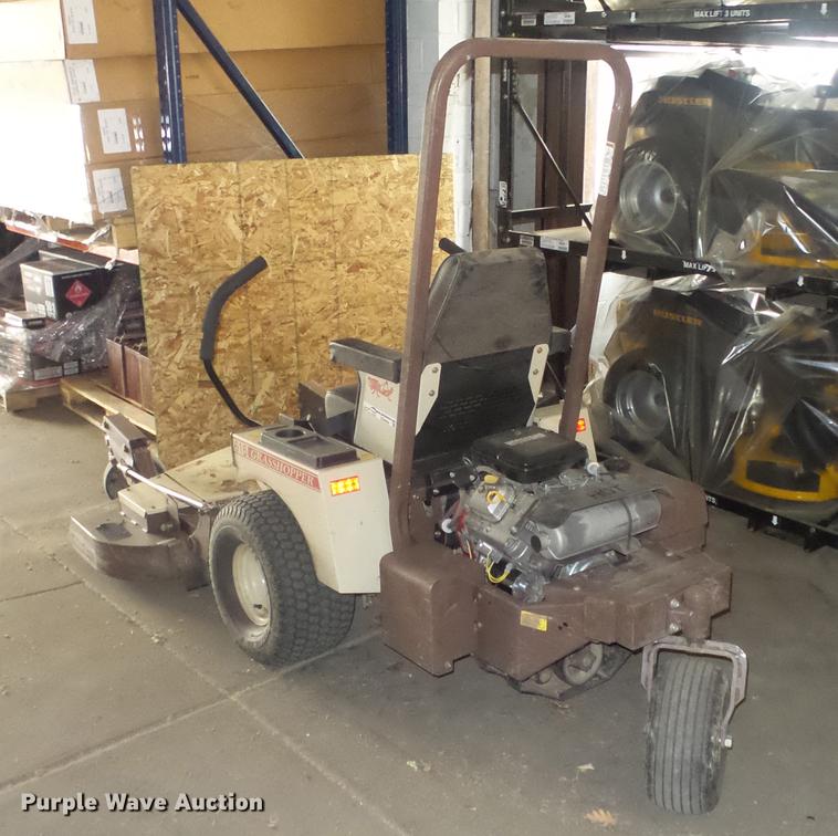 image for item EZ9484 Grasshopper 616 ZTR lawn mower