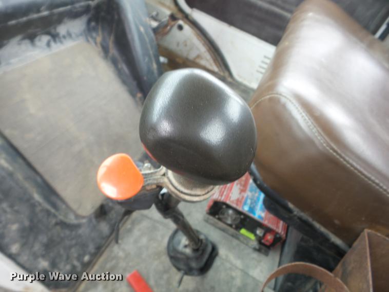 image for item J8505 1990 Mack service truck