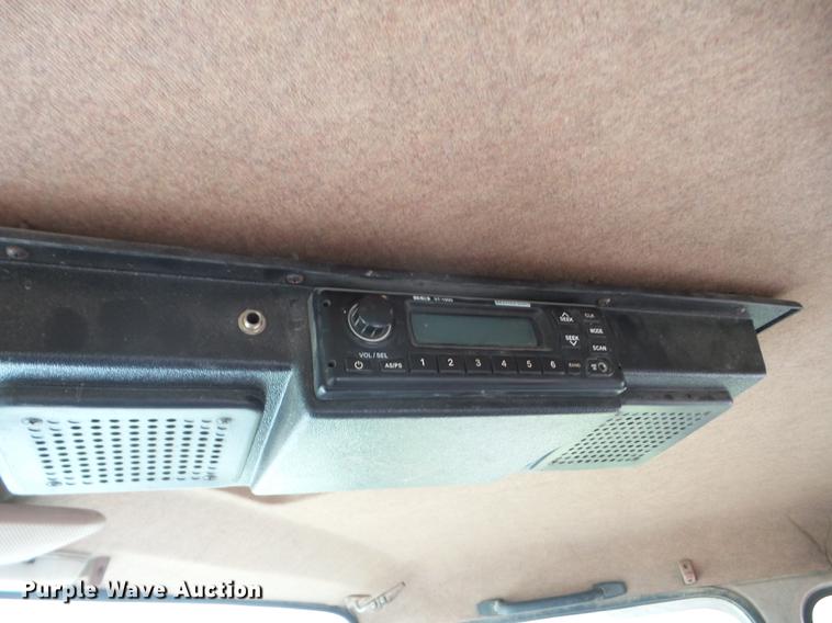 image for item J8505 1990 Mack service truck