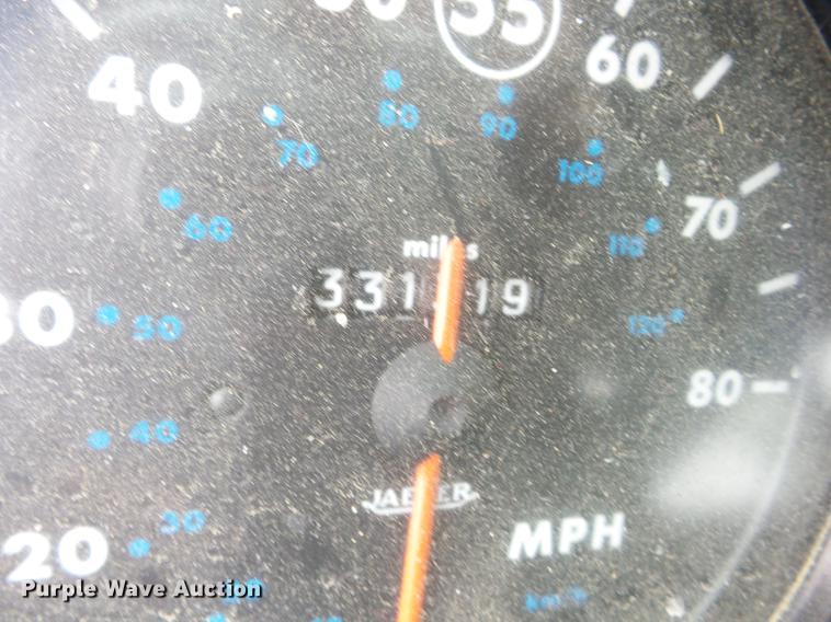 image for item J8505 1990 Mack service truck