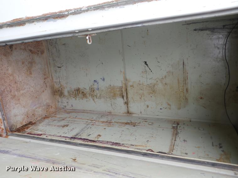 image for item J8505 1990 Mack service truck