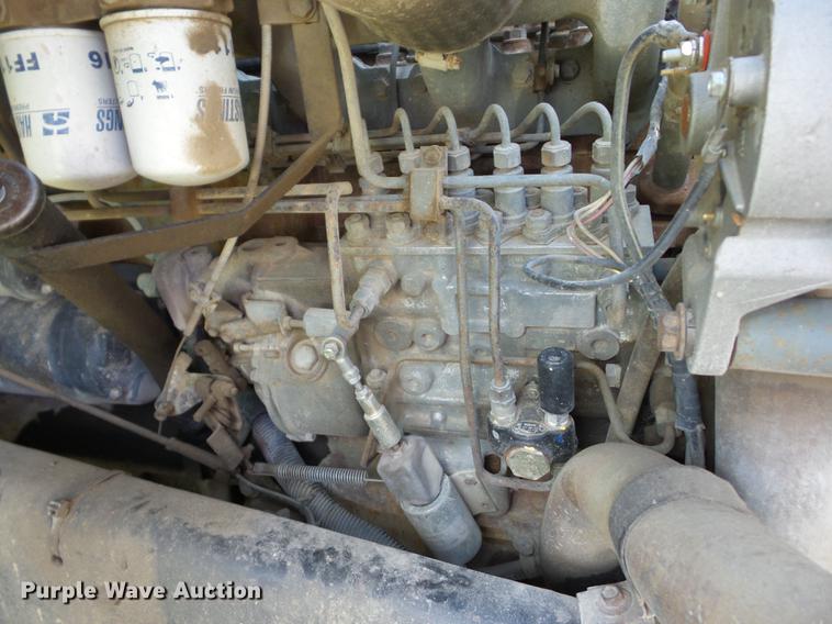 image for item J8507 1989 Ford L8000 dump truck