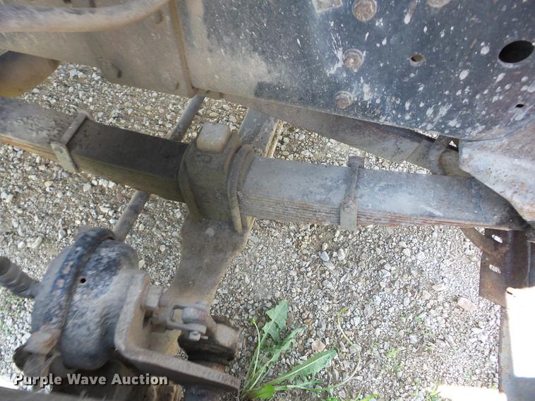 image for item J8507 1989 Ford L8000 dump truck