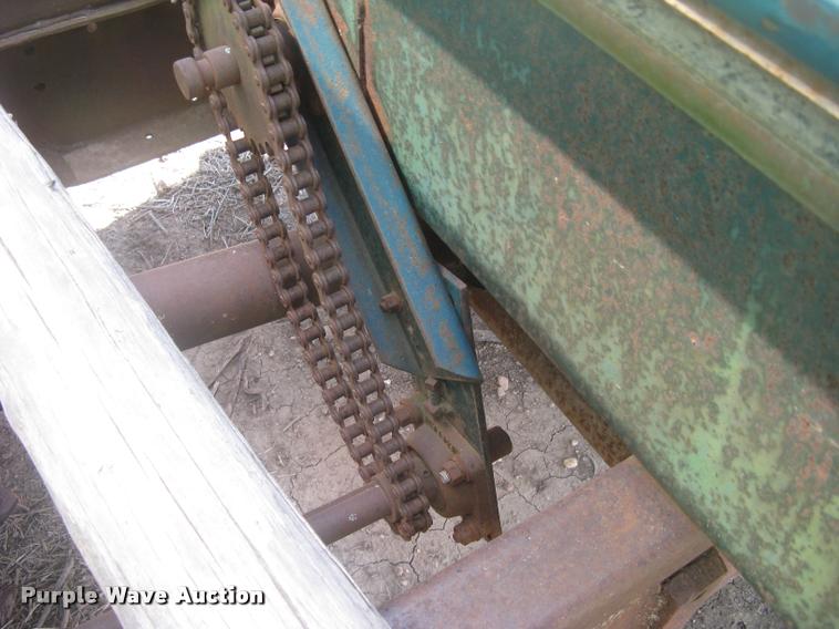 image for item L2346 1963 International 130 series feed truck