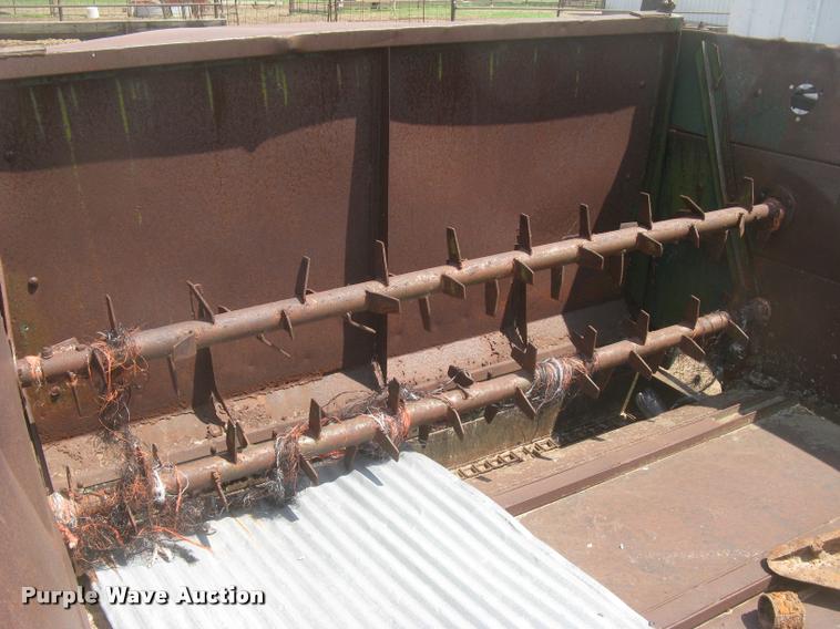 image for item L2346 1963 International 130 series feed truck