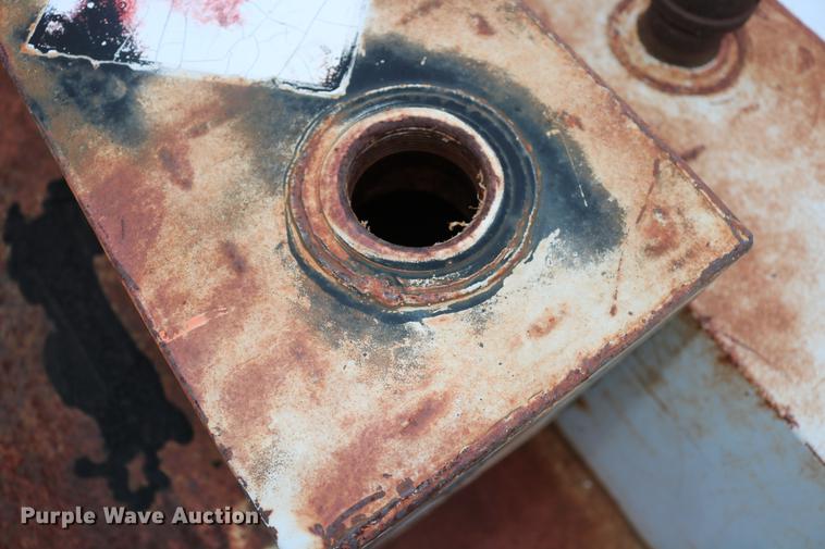 image for item AO9255 (5) fuel tanks