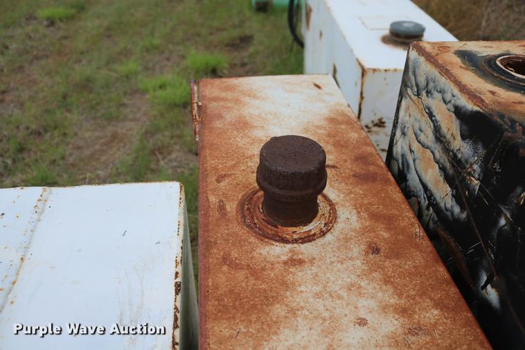 image for item AO9255 (5) fuel tanks