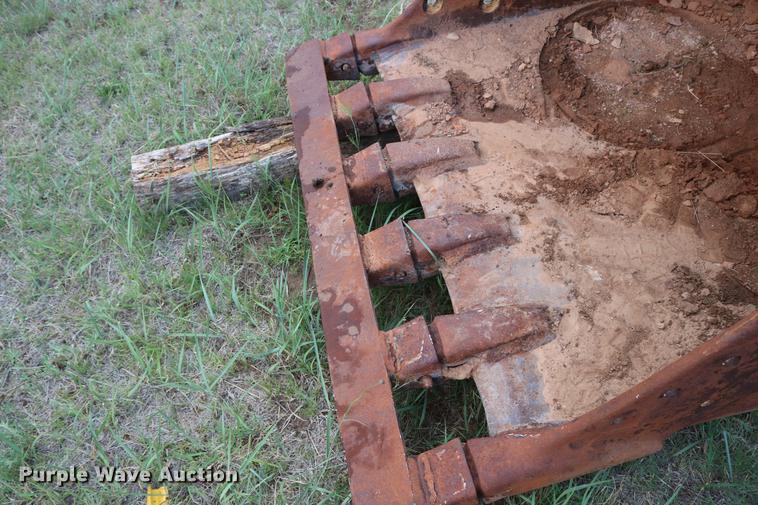 image for item AO9256 Caterpillar 4583 260 excavator bucket