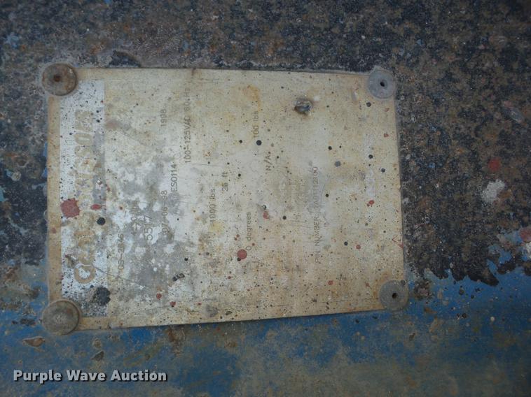 image for item BI9515 1998 Genie GS-2646 scissor lift