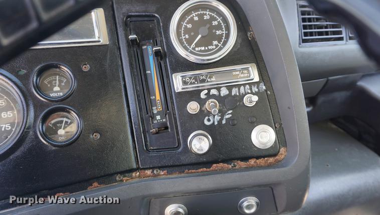 image for item DB6009 1996 Ford LN7000 crane truck