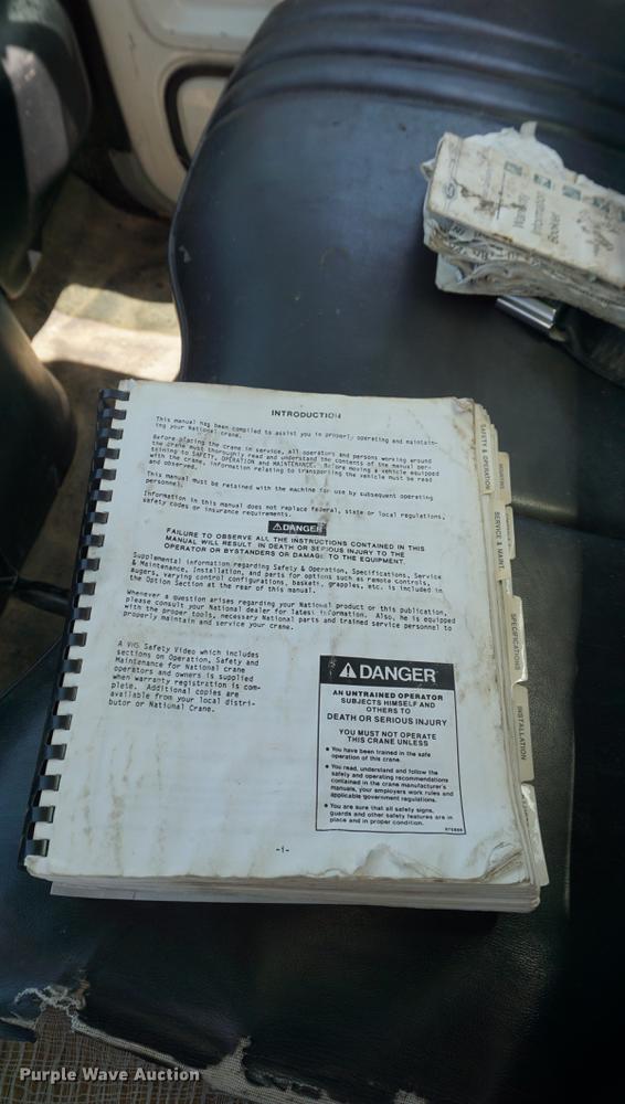 image for item DB6009 1996 Ford LN7000 crane truck