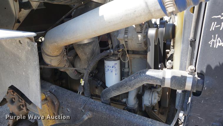 image for item DB6009 1996 Ford LN7000 crane truck