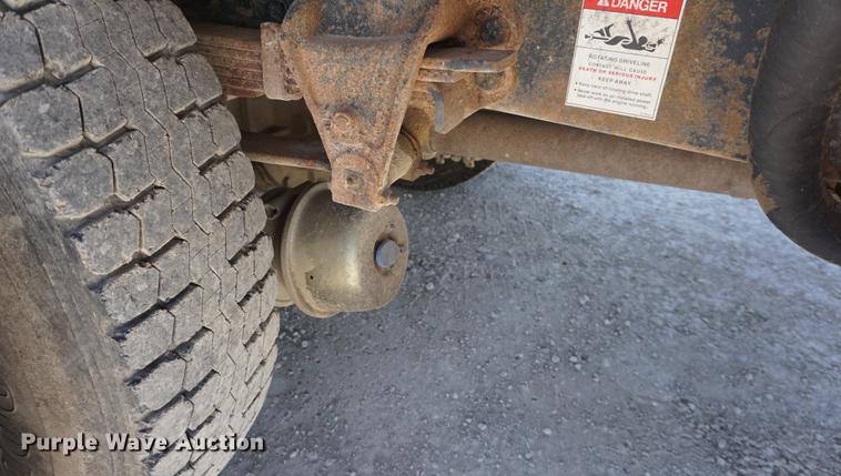 image for item DB6009 1996 Ford LN7000 crane truck