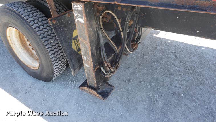 image for item DB6009 1996 Ford LN7000 crane truck