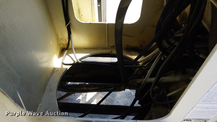 image for item DB6009 1996 Ford LN7000 crane truck