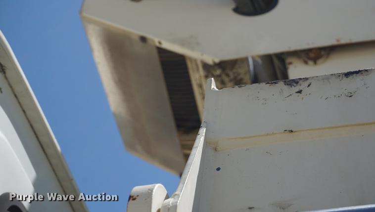 image for item DB6009 1996 Ford LN7000 crane truck