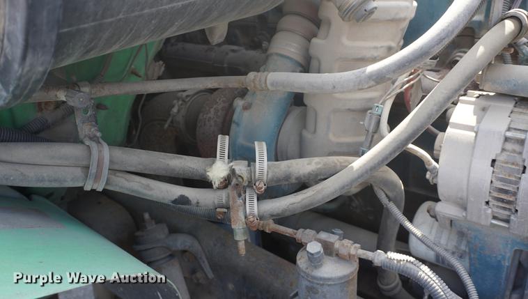 image for item DB6018 1996 International 4700 truck cab and chassis