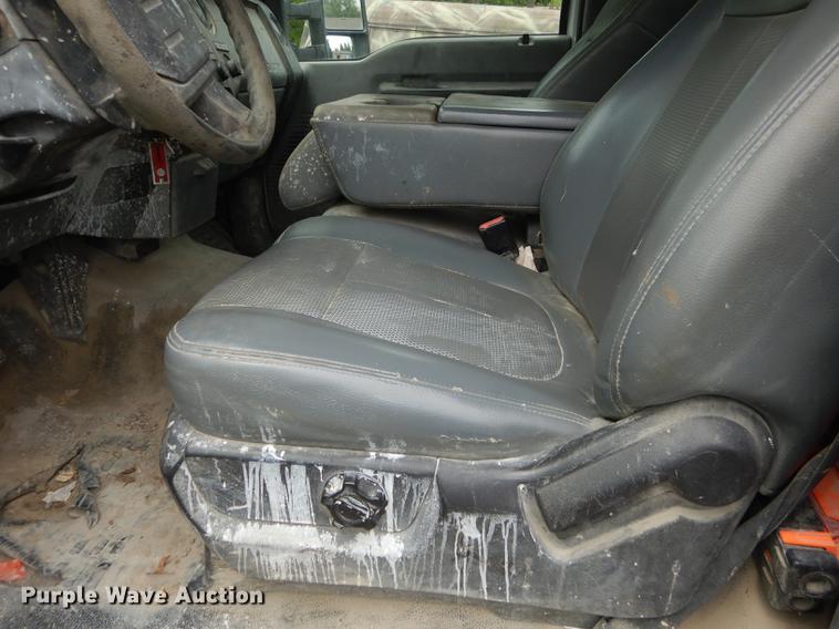 image for item DB8465 2011 Ford F450 Super Duty XL flatbed truck