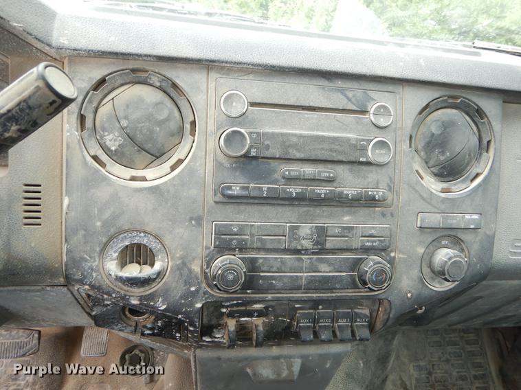 image for item DB8465 2011 Ford F450 Super Duty XL flatbed truck