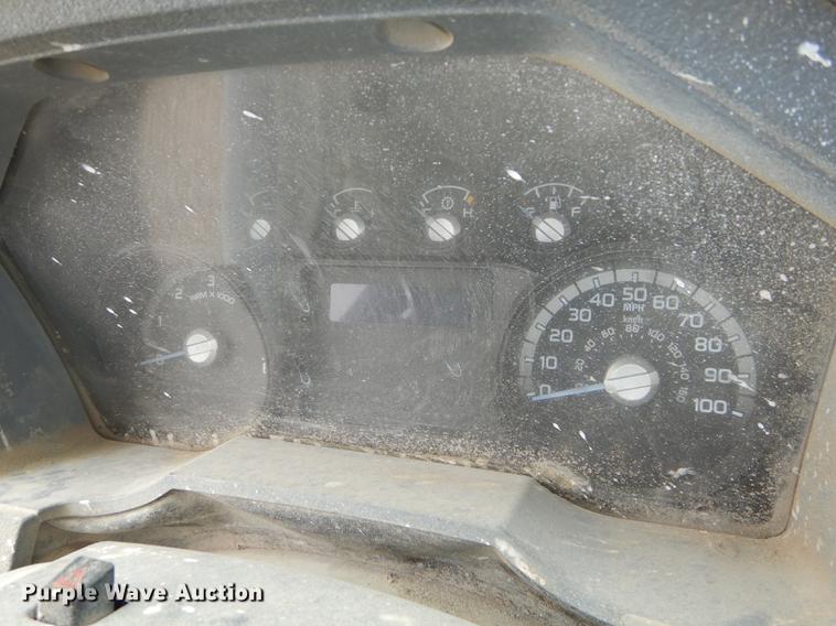 image for item DB8465 2011 Ford F450 Super Duty XL flatbed truck