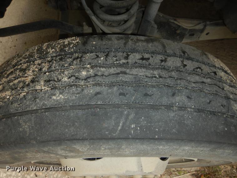 image for item DB8465 2011 Ford F450 Super Duty XL flatbed truck