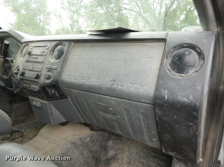 image for item DB8465 2011 Ford F450 Super Duty XL flatbed truck