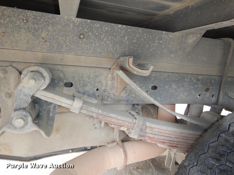 image for item DB8465 2011 Ford F450 Super Duty XL flatbed truck