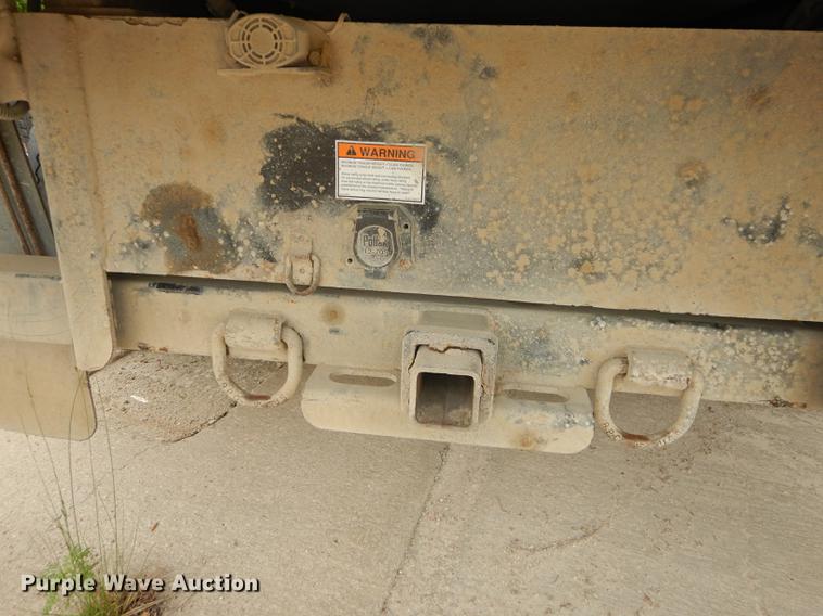 image for item DB8465 2011 Ford F450 Super Duty XL flatbed truck