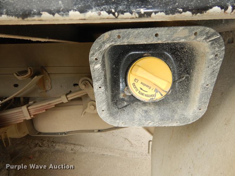 image for item DB8465 2011 Ford F450 Super Duty XL flatbed truck