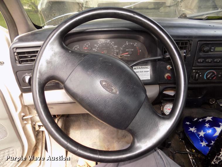 image for item DB8731 2000 Ford F650 Super Duty XL cable placer bucket truck