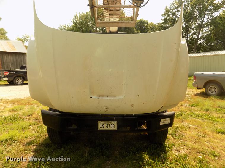 image for item DB8731 2000 Ford F650 Super Duty XL cable placer bucket truck