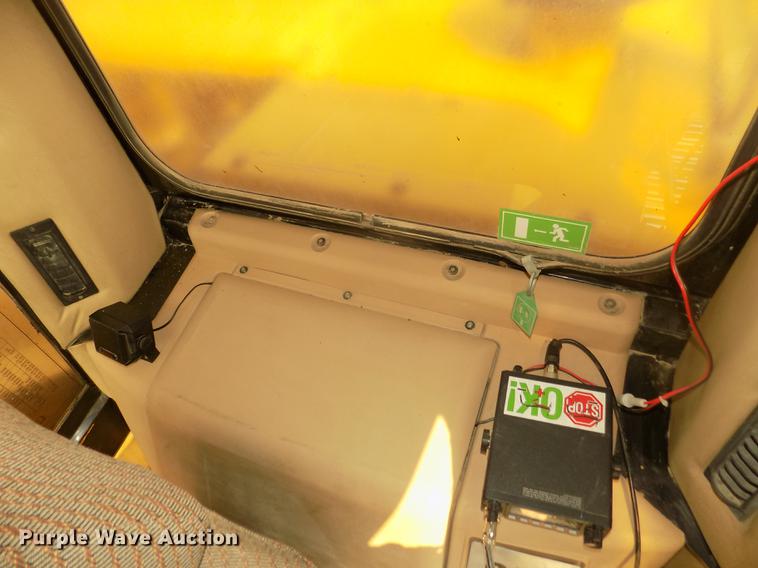 image for item DB8732 1999 Caterpillar 345B L excavator